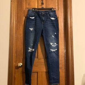 Size Lg long, which is a 12